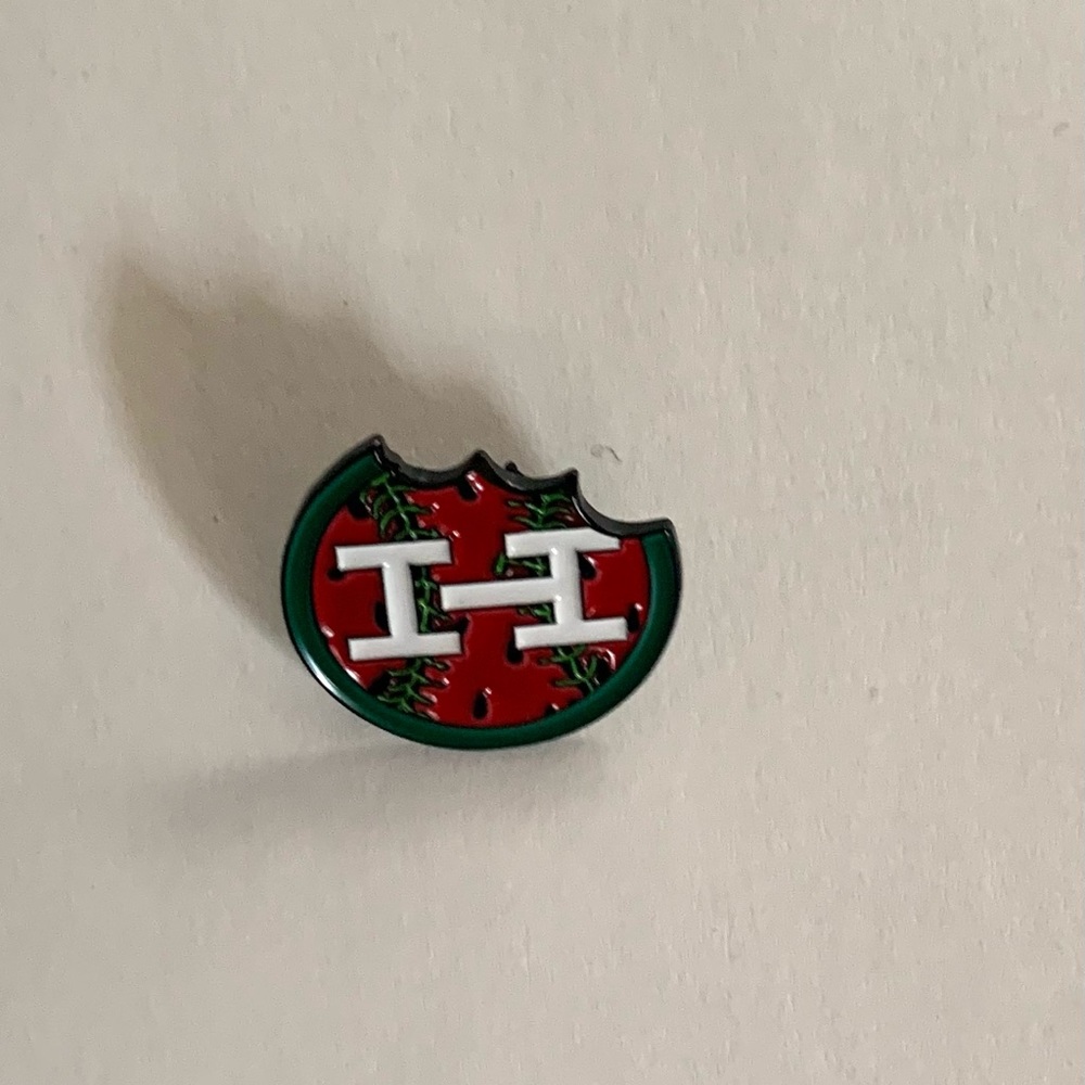 Hat club Watermelon pin